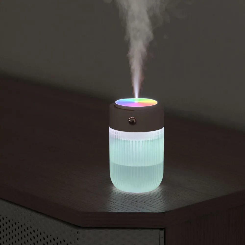 Umidificador Difusor Óleo Essencial Perfume para Quartos, Umidificador de Carros e Luz Noturna; 150 e 250 ml.