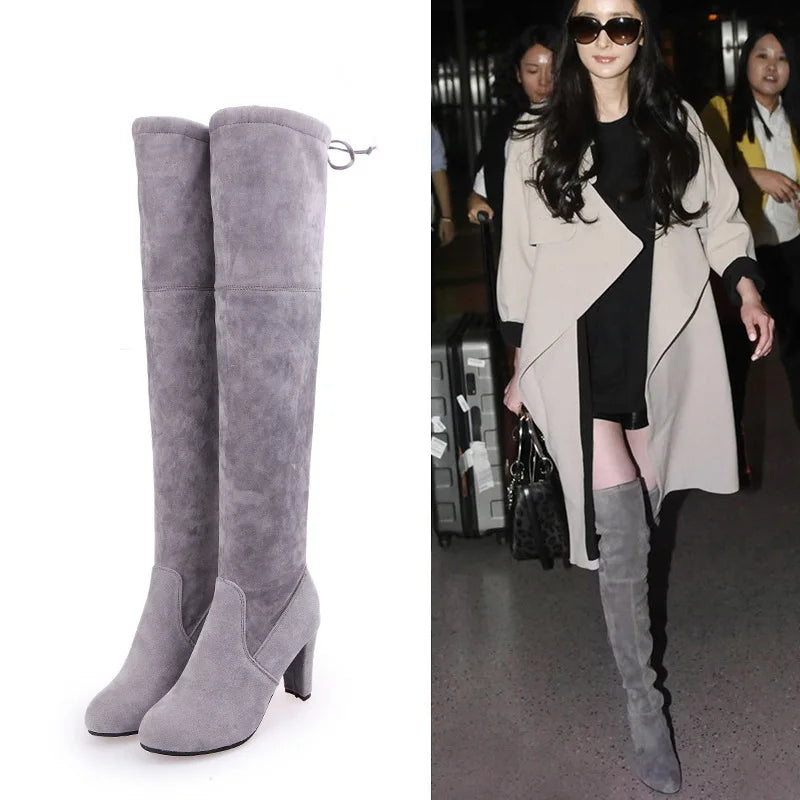 Botas Longas sexy para Mulheres Salto Alto camurça rendas até o Joelho Outono/Inverno passo a frente na Elegância.